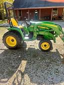 2011 John Deere 3720 Image