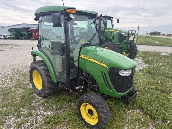 2011 John Deere 3720 Equipment Image0