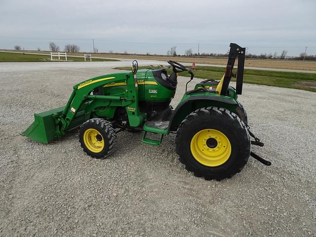 Image of John Deere 3720 equipment image 1