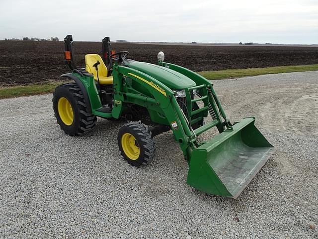 Image of John Deere 3720 equipment image 3