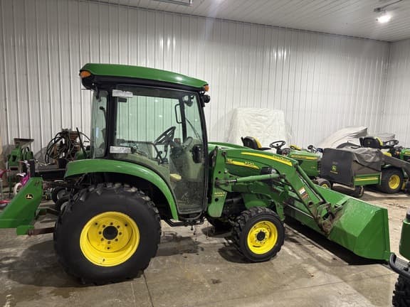Image of John Deere 3720 equipment image 1