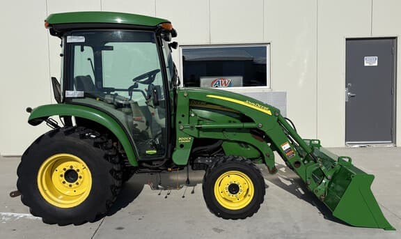 Image of John Deere 3720 equipment image 1