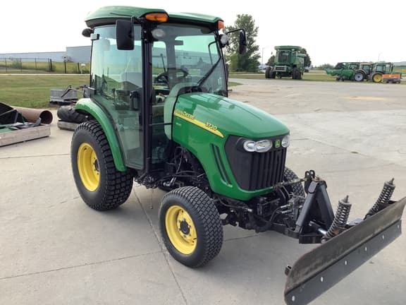 Image of John Deere 3720 equipment image 1