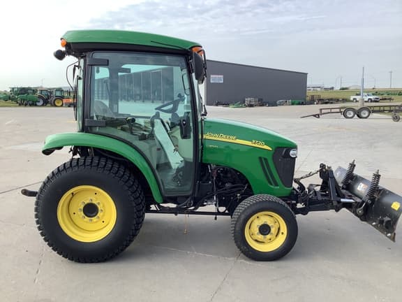 Image of John Deere 3720 equipment image 3