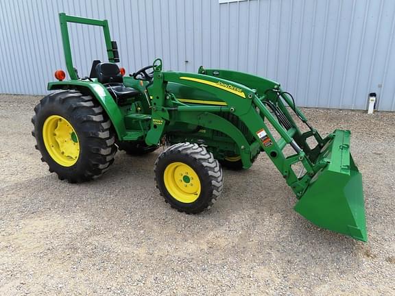 Image of John Deere 4005 Primary image