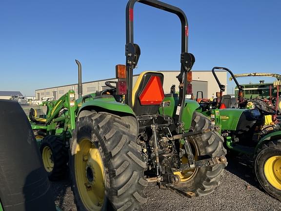 Image of John Deere 4120 equipment image 2