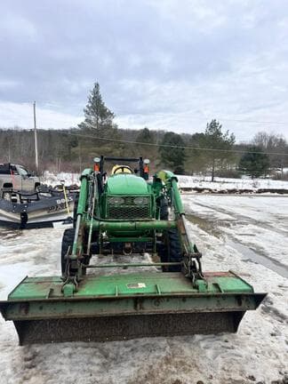 Image of John Deere 4120 equipment image 3