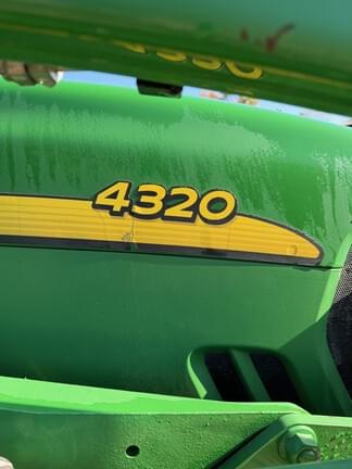 Image of John Deere 4320 equipment image 1
