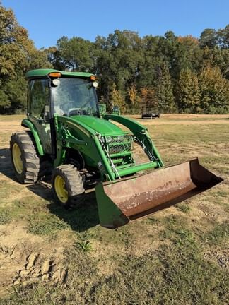 2011 John Deere 4320 Equipment Image0