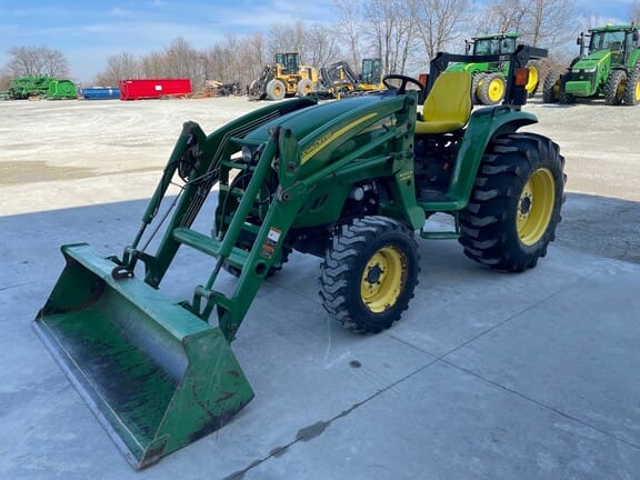 Main image John Deere 4320