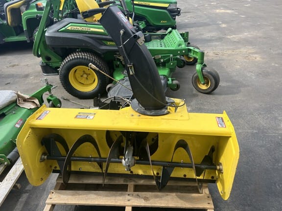 2011 John Deere 44" Snowblower Equipment Image0