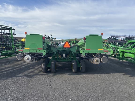 Image of John Deere 455 equipment image 1