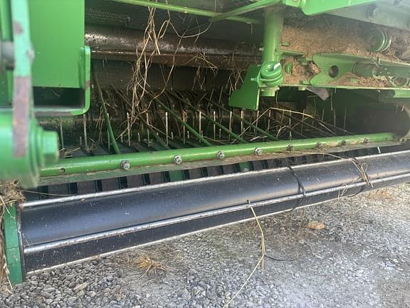 Image of John Deere 458 MegaWide Plus equipment image 4