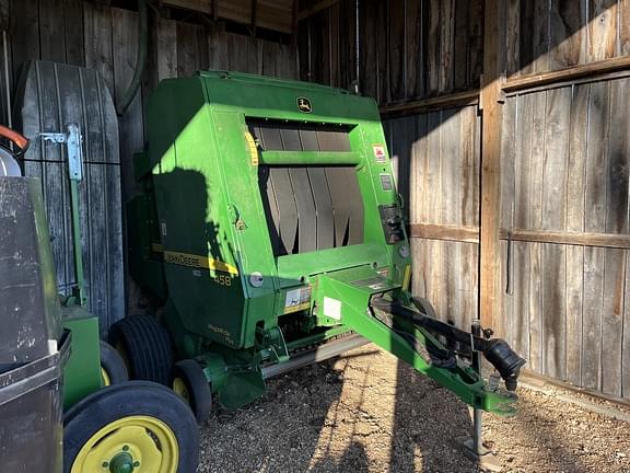 Image of John Deere 458 MegaWide Plus equipment image 1