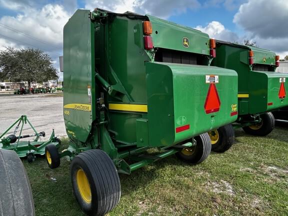 Image of John Deere 458 MegaWide Plus equipment image 2