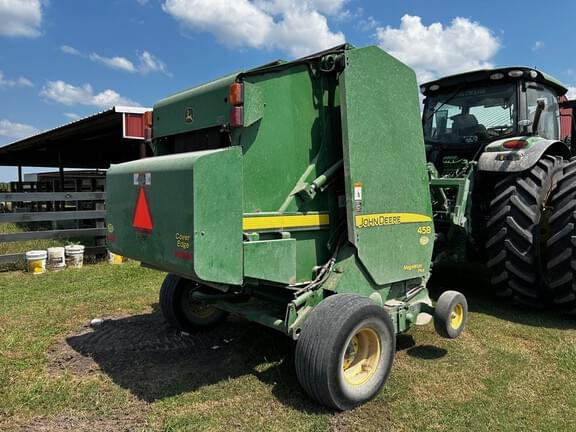 Image of John Deere 458 MegaWide Plus equipment image 1