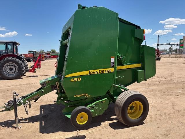 Image of John Deere 458 MegaWide Plus equipment image 1