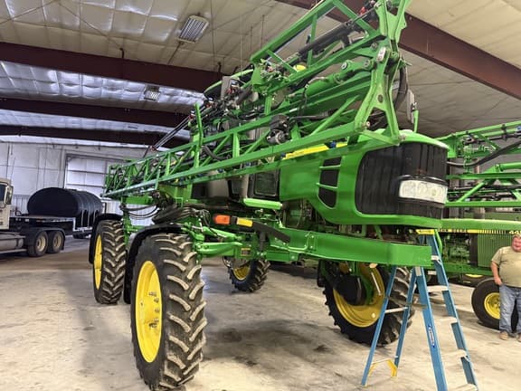 Image of John Deere 4630 equipment image 1