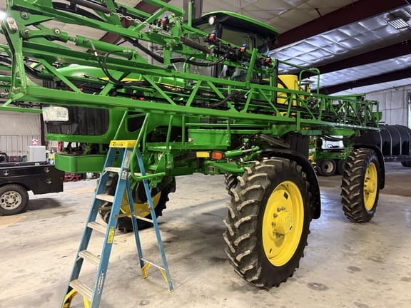 2011 John Deere 4630 Equipment Image0