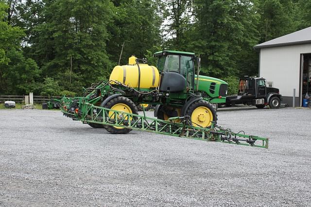 Image of John Deere 4630 equipment image 3