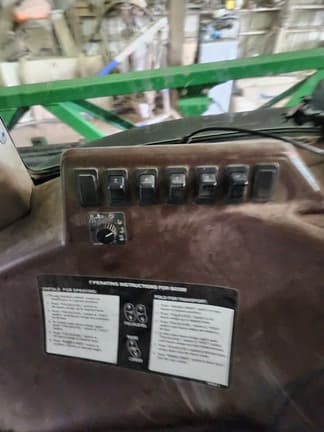 Image of John Deere 4630 equipment image 3