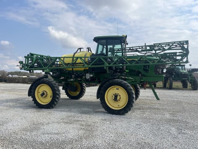 Image of John Deere 4630 equipment image 1