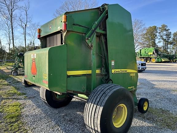 Image of John Deere 468 MegaWide Plus equipment image 1