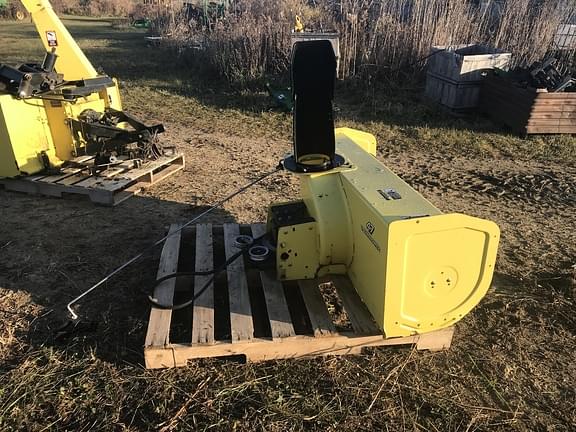 Image of John Deere 47" Snow Blower equipment image 3