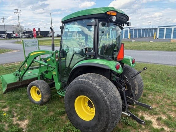Image of John Deere 4720 equipment image 4