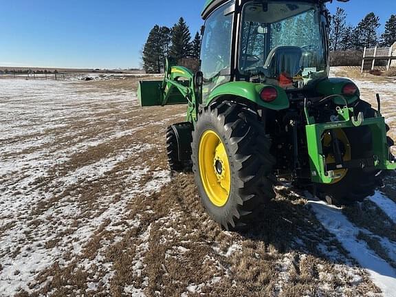 Image of John Deere 4720 equipment image 2