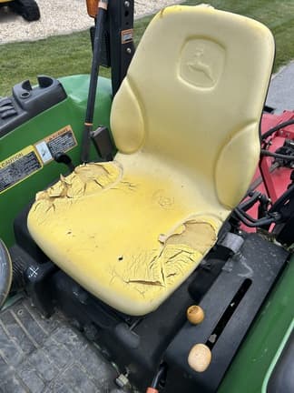 Image of John Deere 4720 equipment image 3