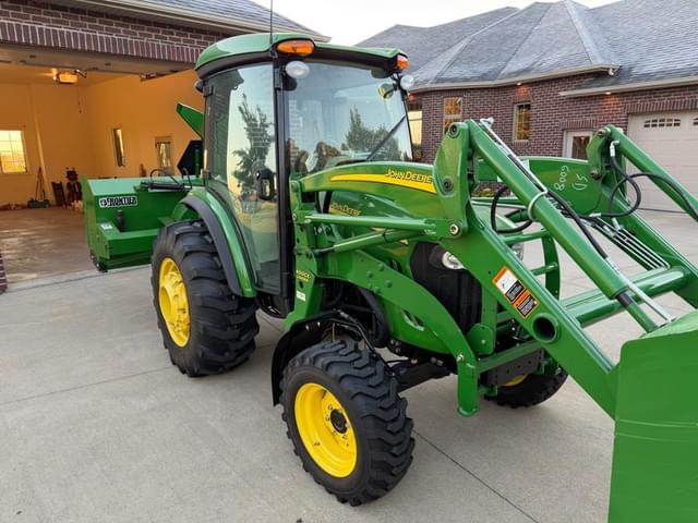 Image of John Deere 4720 equipment image 3