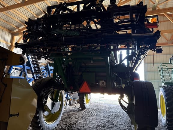 Image of John Deere 4730 equipment image 2