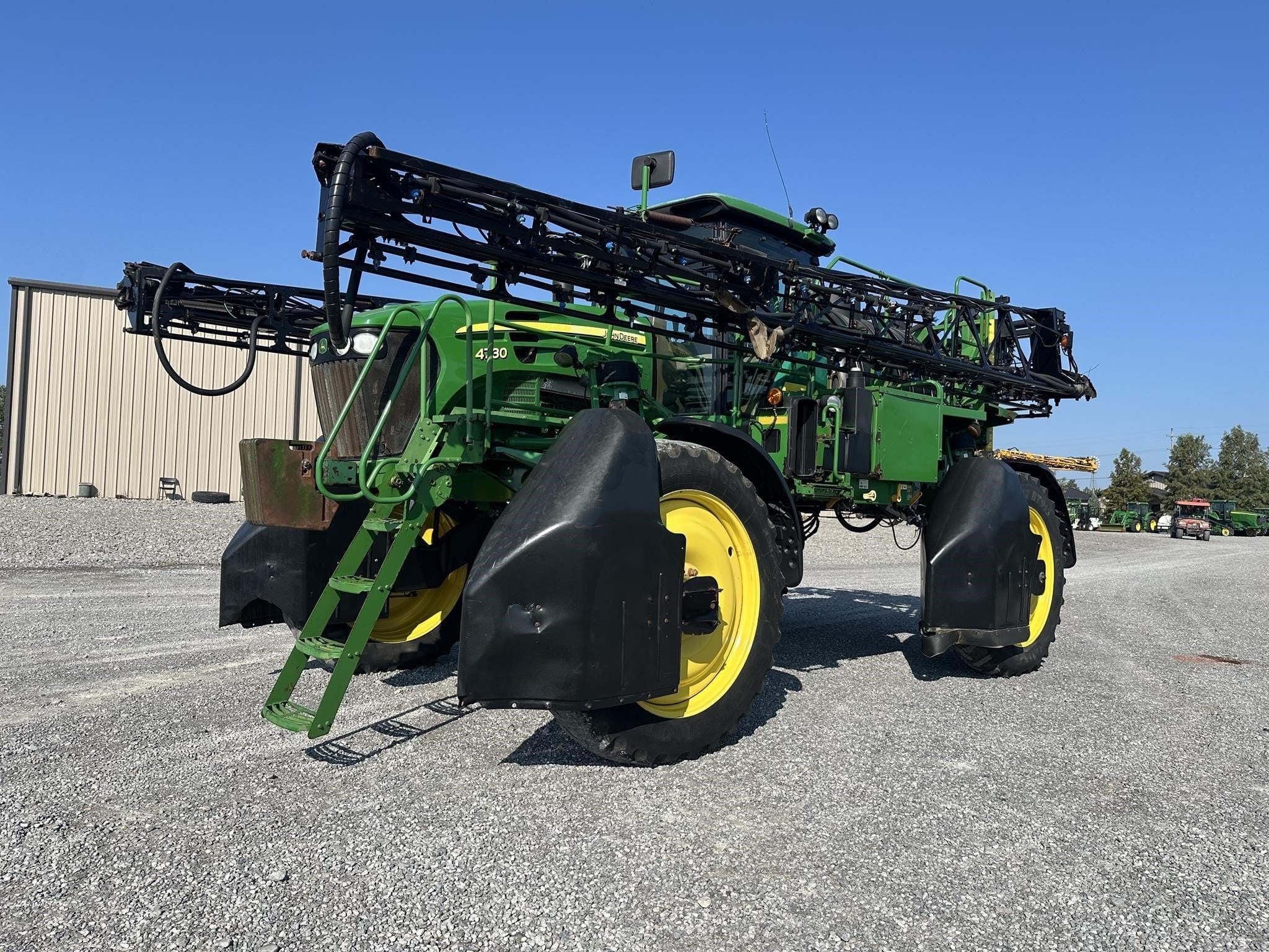 2011 John Deere 4730 Equipment Image0