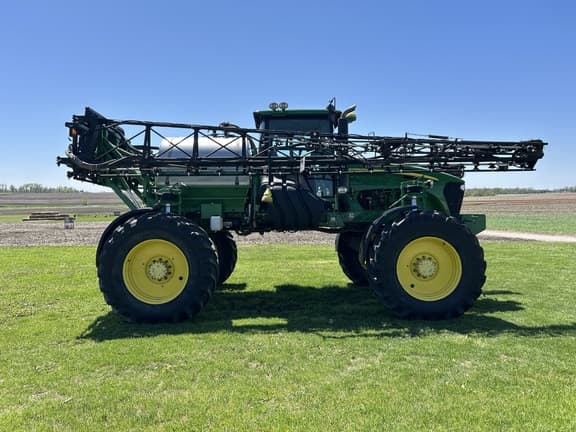 Image of John Deere 4730 equipment image 4