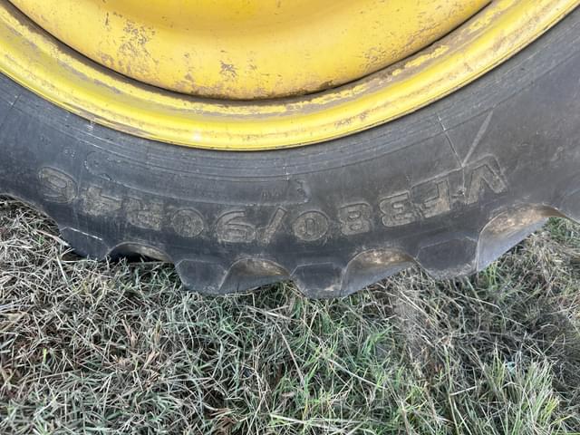 Image of John Deere 4730 equipment image 4