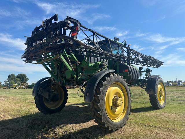 Image of John Deere 4730 equipment image 2
