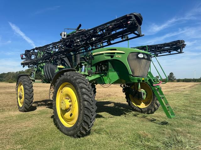 Image of John Deere 4730 equipment image 1