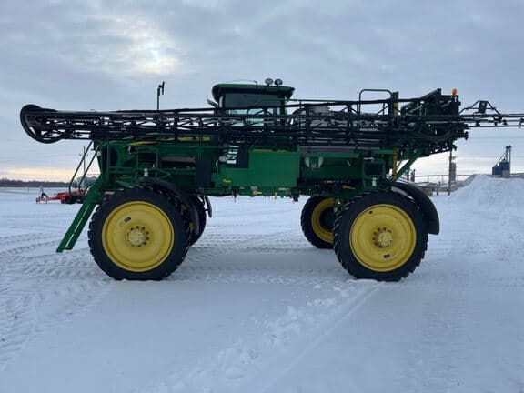 Image of John Deere 4730 equipment image 1