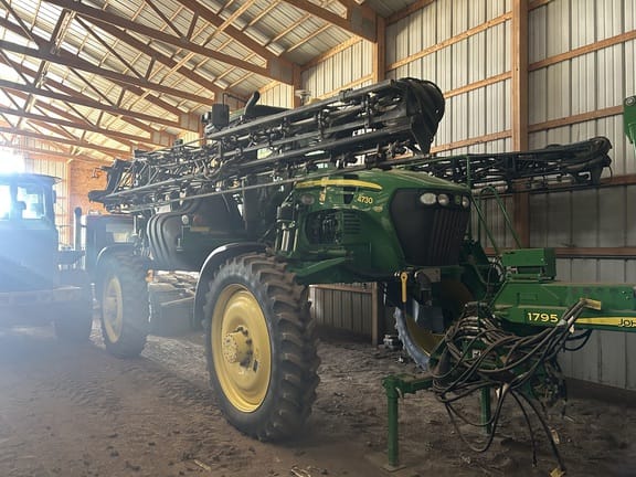 2011 John Deere 4730 Equipment Image0