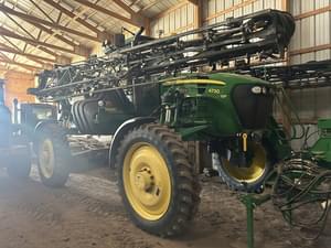2011 John Deere 4730 Image