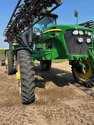 Image of John Deere 4730 equipment image 4