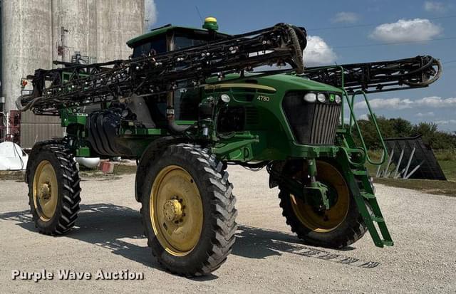 Image of John Deere 4730 equipment image 2