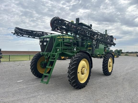 Image of John Deere 4830 Primary image