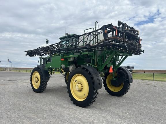 Image of John Deere 4830 equipment image 2