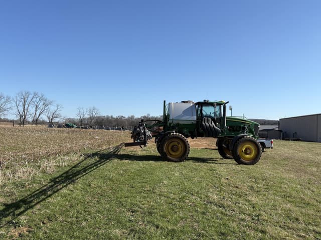Image of John Deere 4830 equipment image 2
