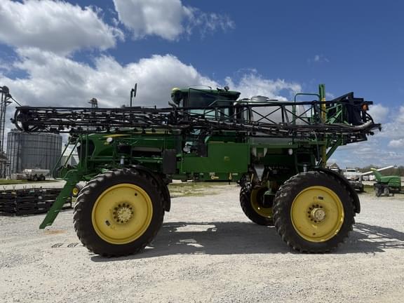 Image of John Deere 4830 equipment image 1
