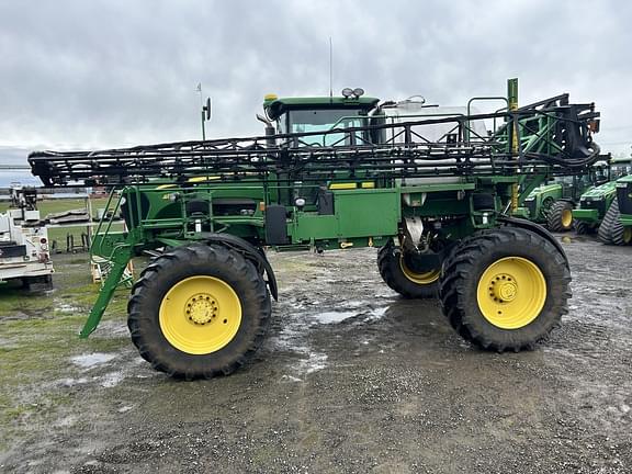Image of John Deere 4830 equipment image 1