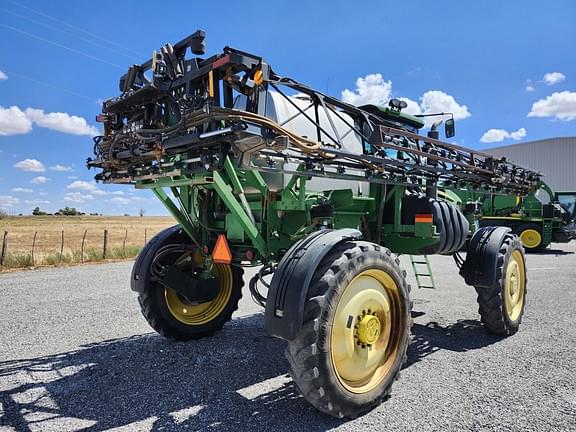 Image of John Deere 4830 equipment image 4
