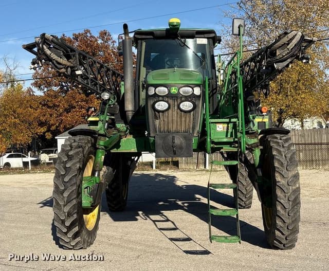Image of John Deere 4830 equipment image 1